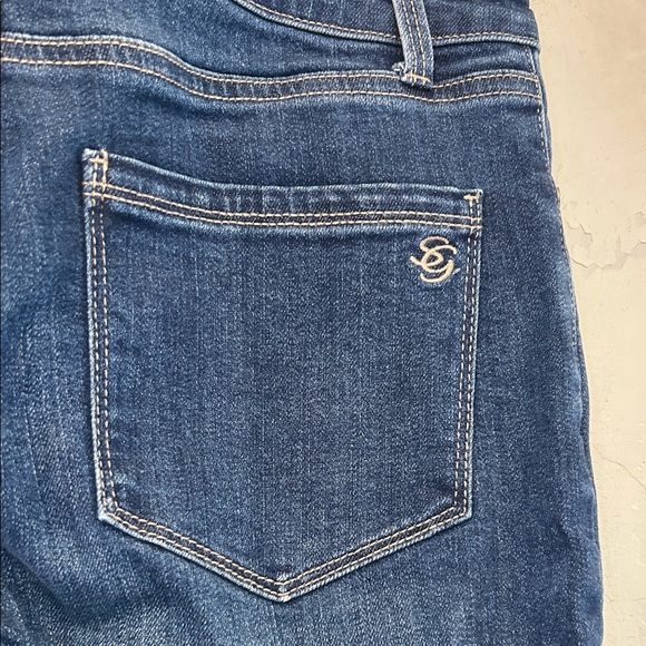 Susan Graver Dark Blue Frayed Hem cropped Women Jeans Size 2 EUC - Picture 6 of 8